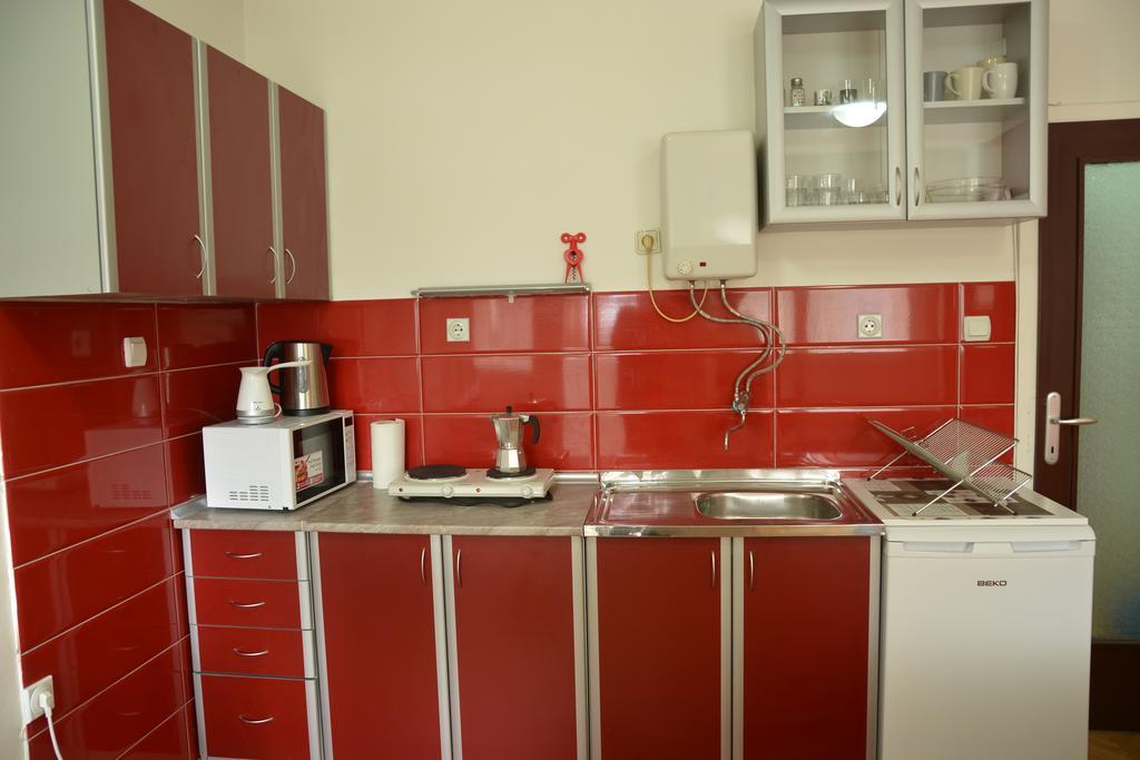 Apartment Kapishtec Skopje Kamer foto
