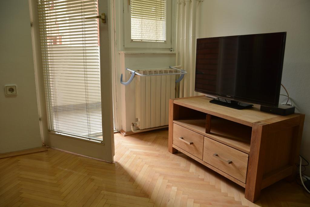 Apartment Kapishtec Skopje Kamer foto